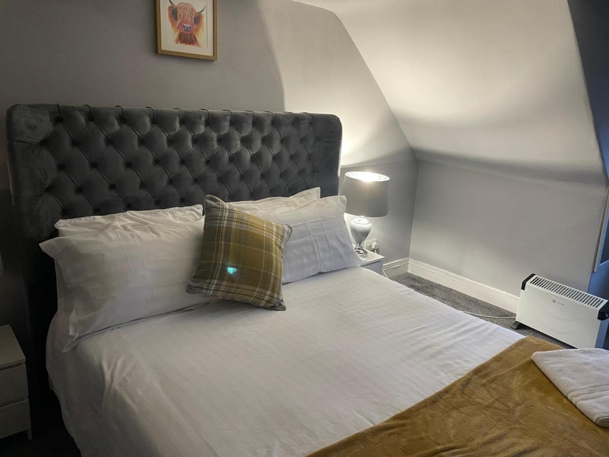 Commercial Hotel Insch Eksteriør billede